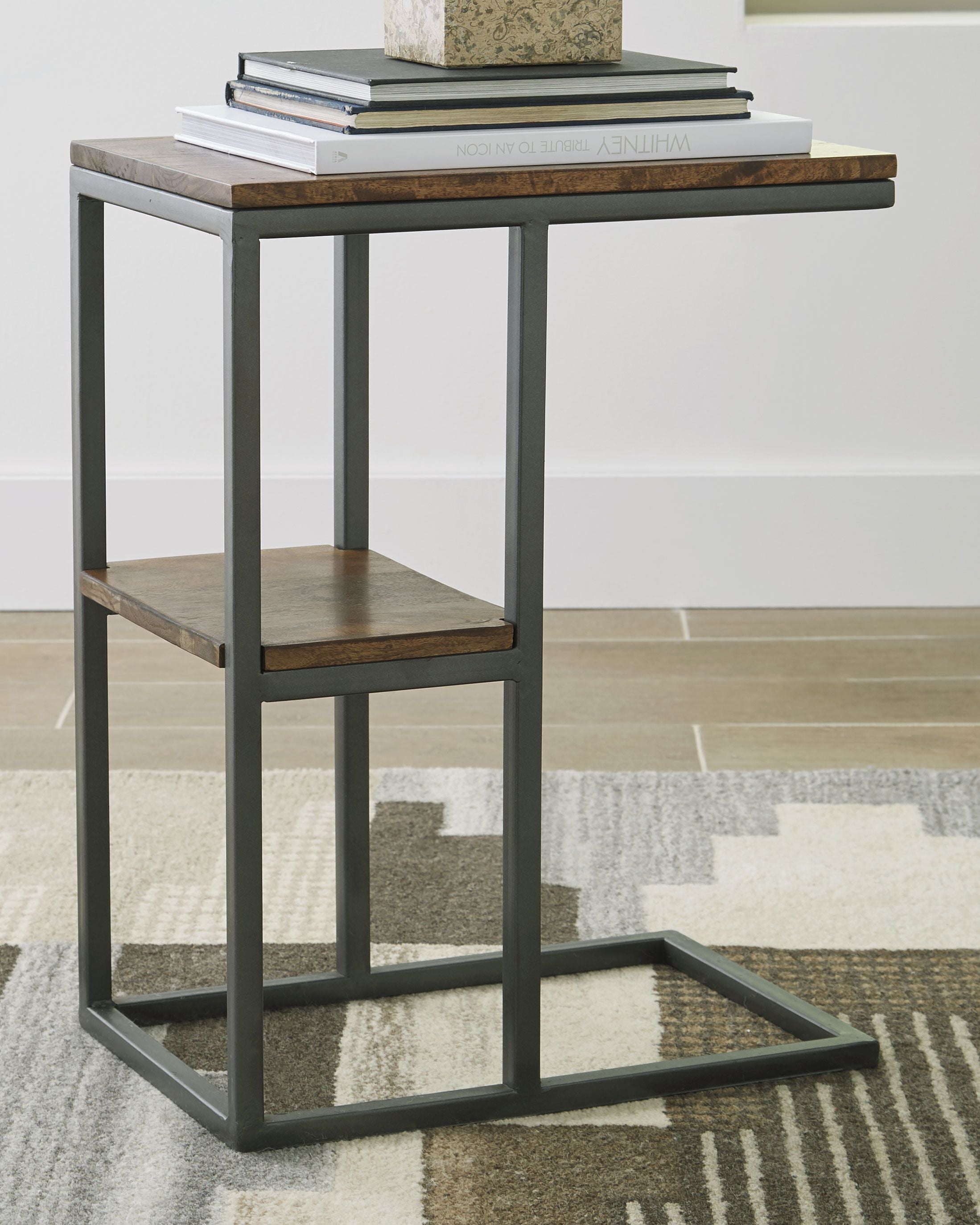 Forestmin - Accent Table - Natural / Black - Image 3