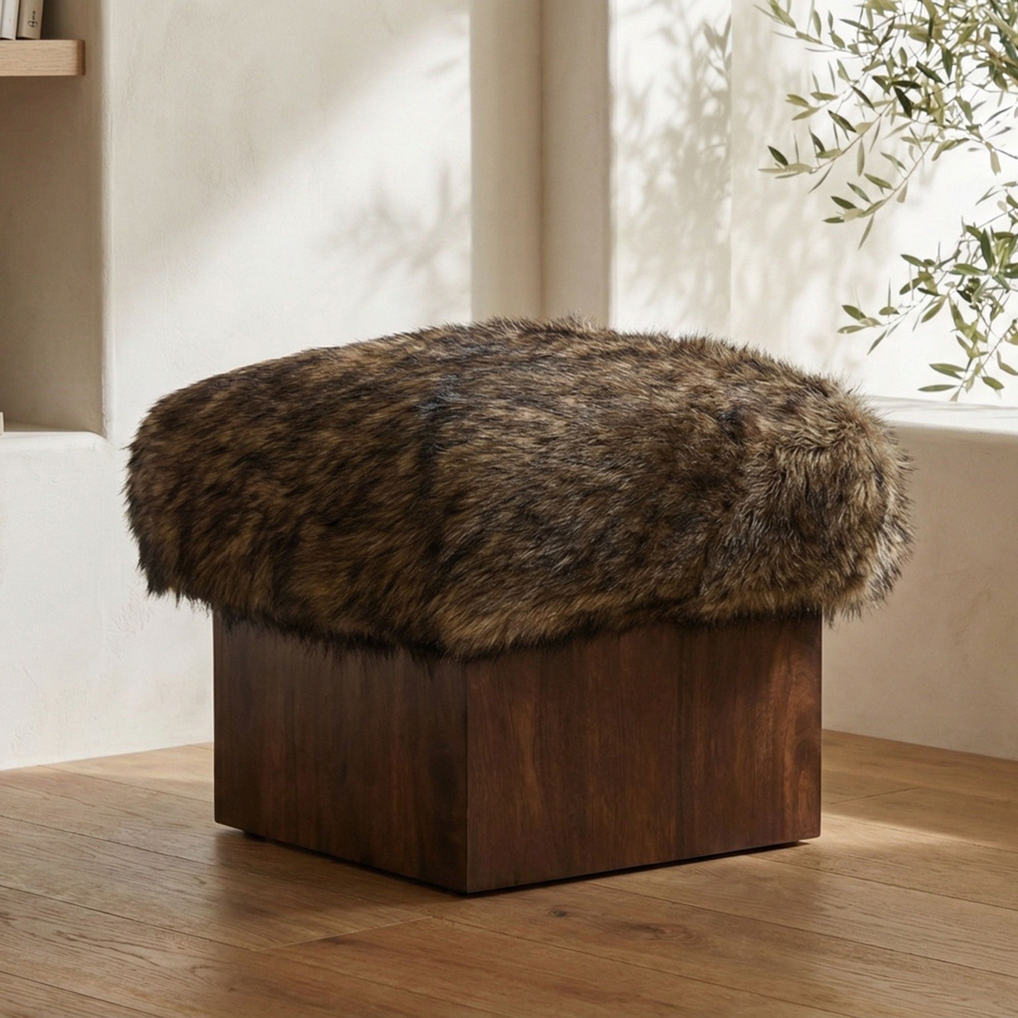 Serge - Ottoman Faux Fur - Brown - Image 1