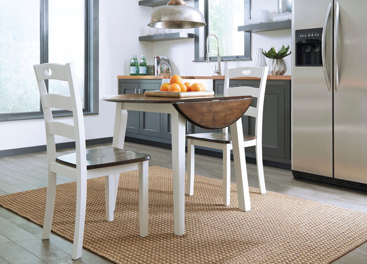 Woodanville – Round Dining Table Set